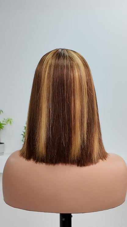 Back view of Worry Freeshop 10 inch honey blonde highlight straight bob human hair wig
